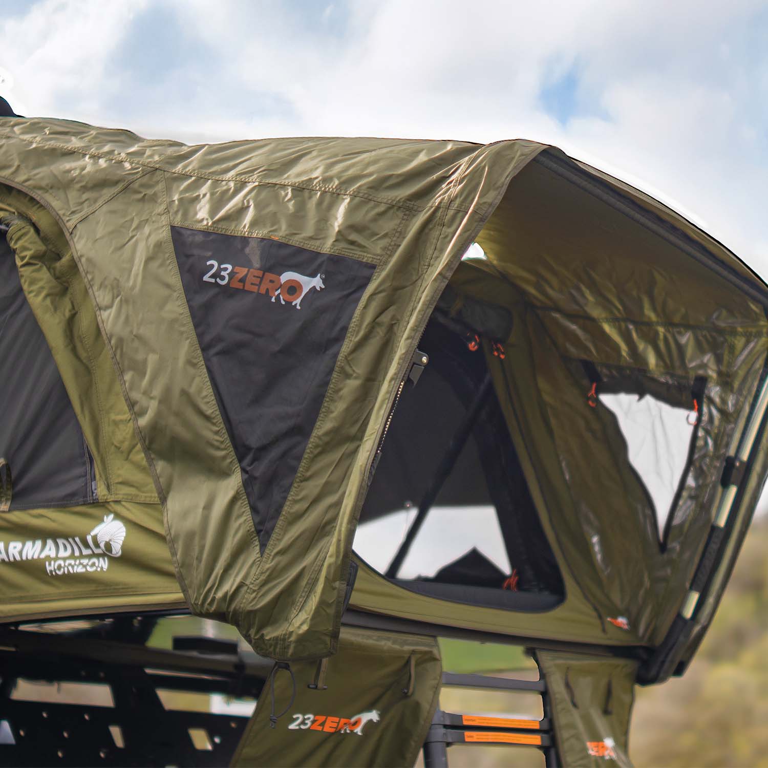 23ZERO Armadillo Horizon 3 Hardshell Rooftop Tent